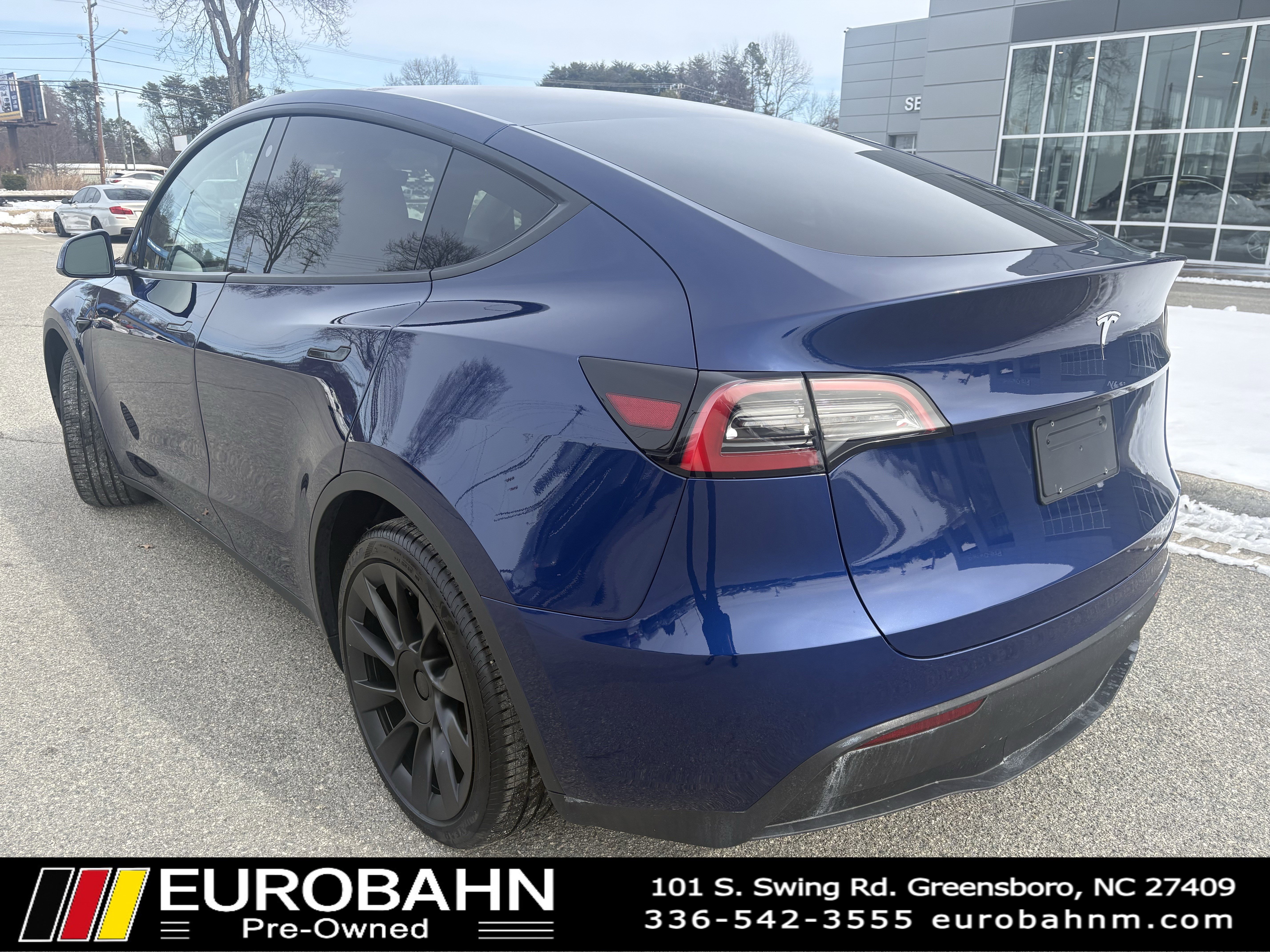 Used 2023 Tesla Model Y Long Range image 3