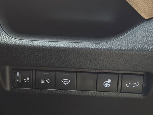 Certified 2022 Toyota RAV4 XLE w/ Convenience Package image 27