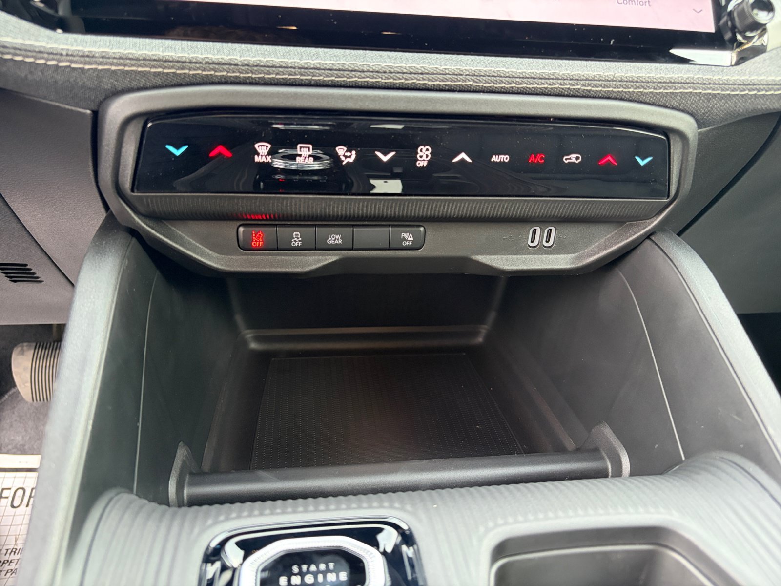New 2026 Jeep Cherokee Laredo AWD/4WD image 28