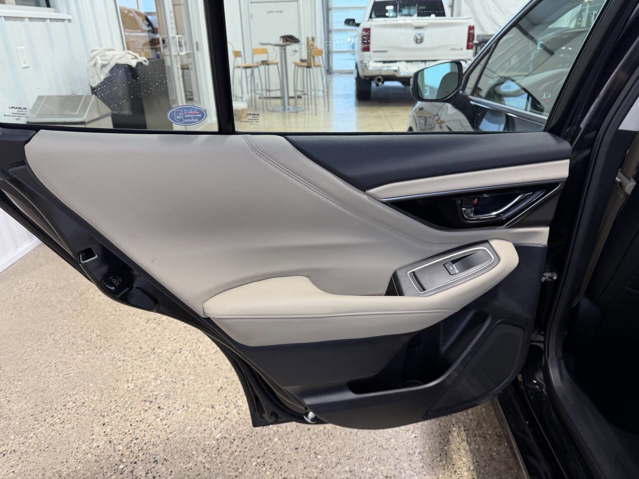 Used 2023 Subaru Legacy Limited image 12