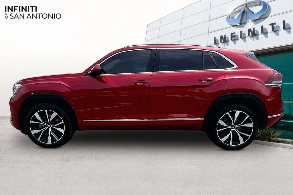 Used 2024 Volkswagen Atlas Cross Sport SEL Premium R-Line AWD/4WD image 44