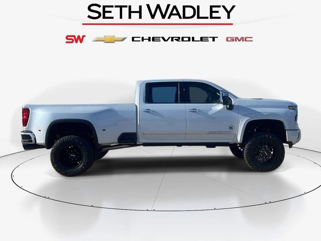 New 2026 Chevrolet Silverado 3500 High Country w/ High Country Premium Package image 8