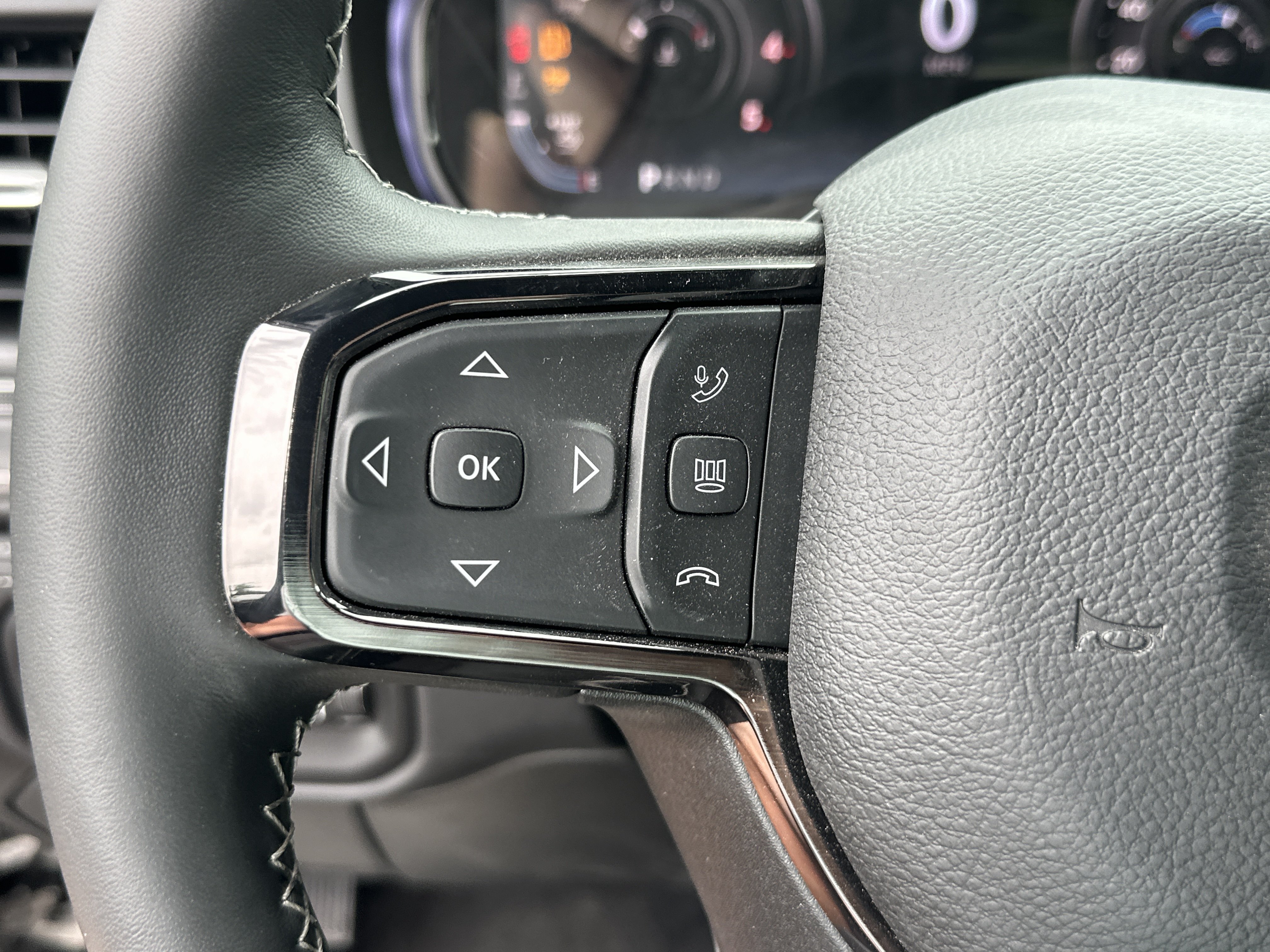 New 2026 RAM 3500 Limited AWD/4WD image 11