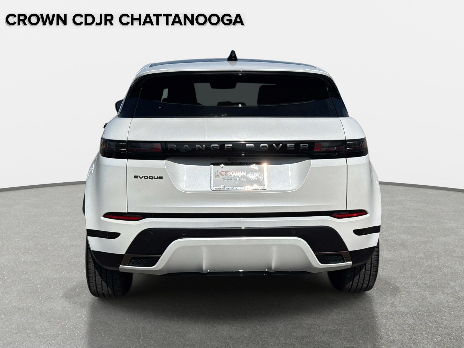 Used 2024 Land Rover Range Rover Evoque Dynamic SE AWD/4WD image 6