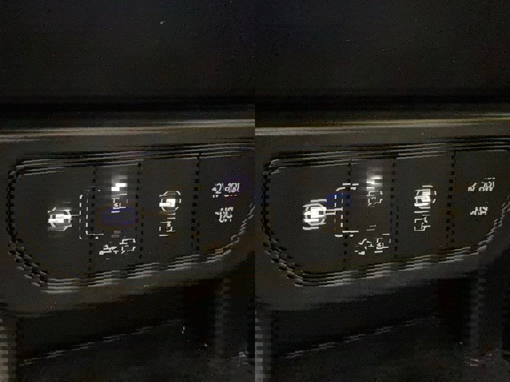 Used 2025 Kia K4 LXS image 23