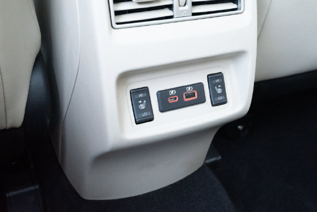 Certified 2023 Nissan Maxima Platinum w/ Sport Mat Group FWD image 29