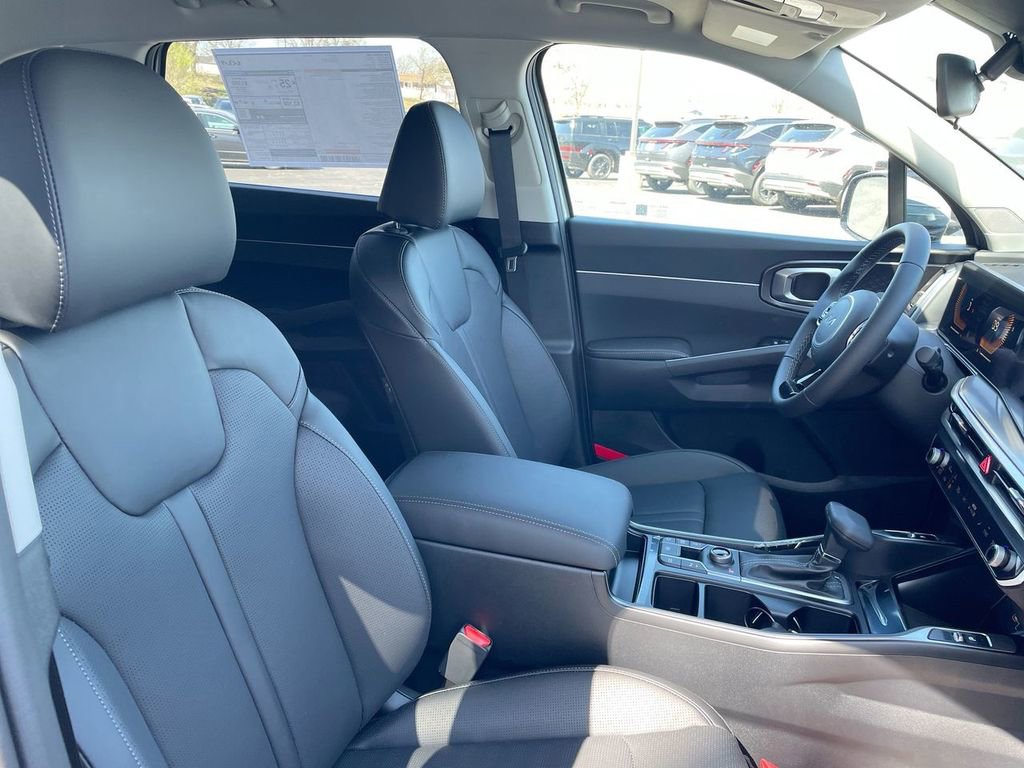 New 2025 Kia Sorento S image 51