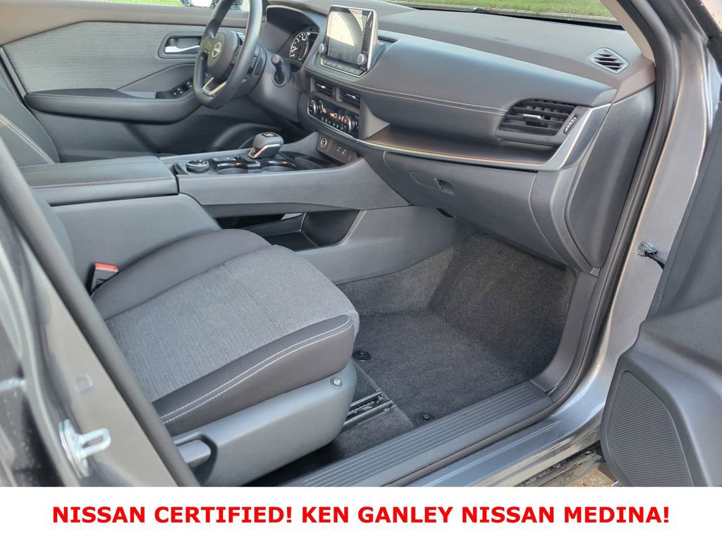 Certified 2023 Nissan Rogue SV image 51