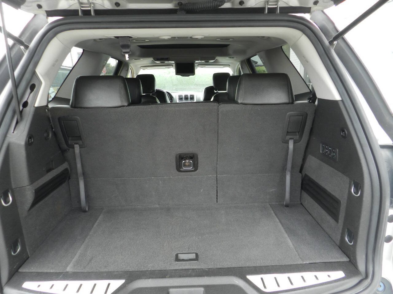 Used 2007 GMC Acadia SLT w/ Trailering Package AWD/4WD image 19