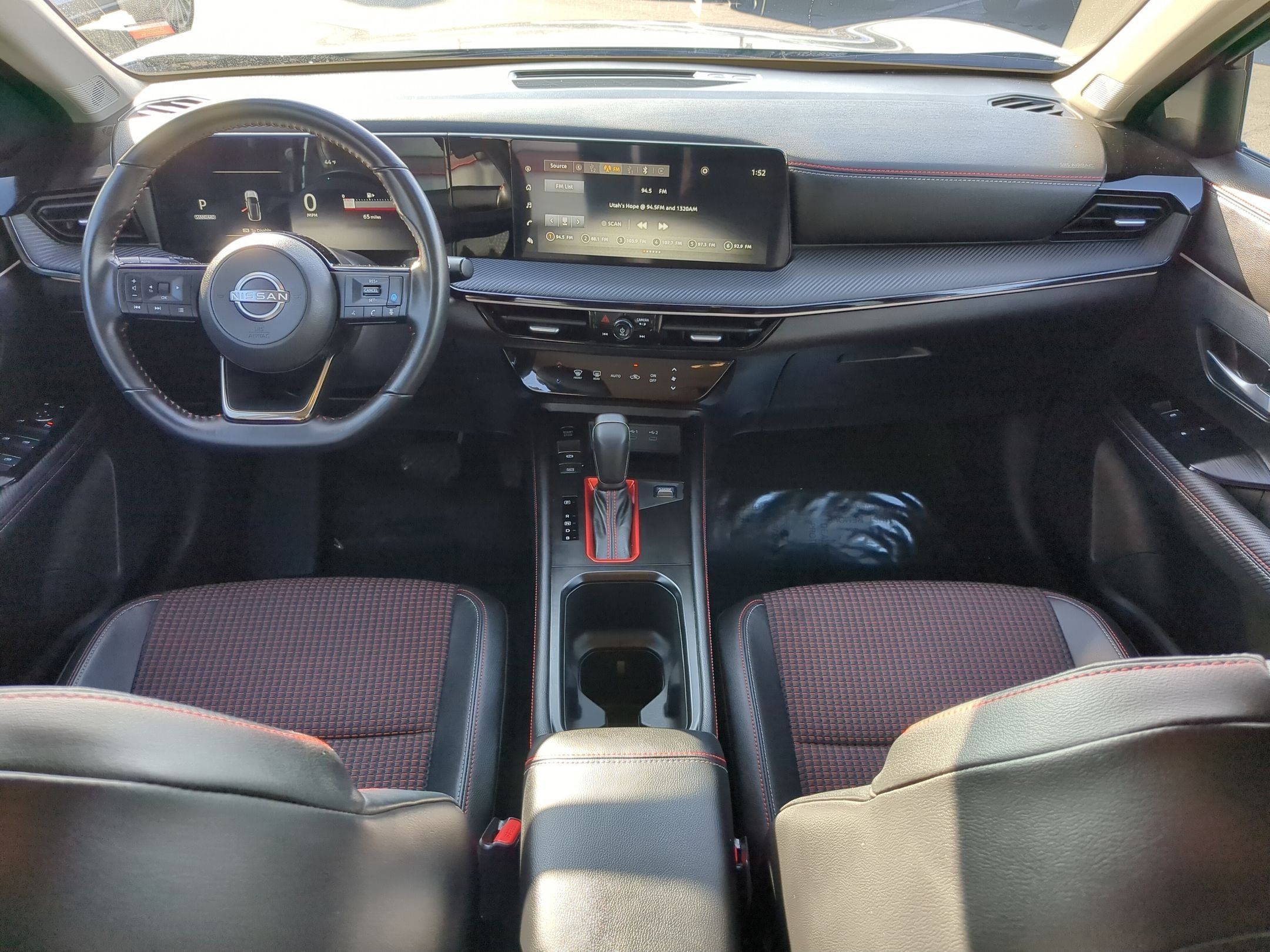 Used 2025 Nissan Kicks SR image 29