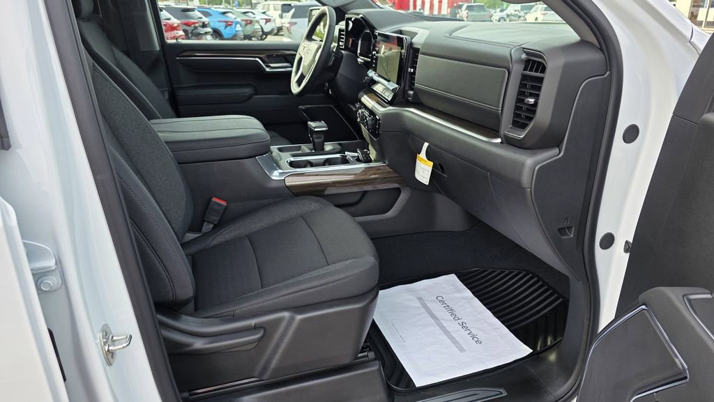 New 2025 Chevrolet Silverado 1500 RST image 6