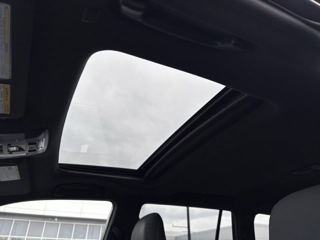 Used 2023 Lexus GX 460 Premium image 23