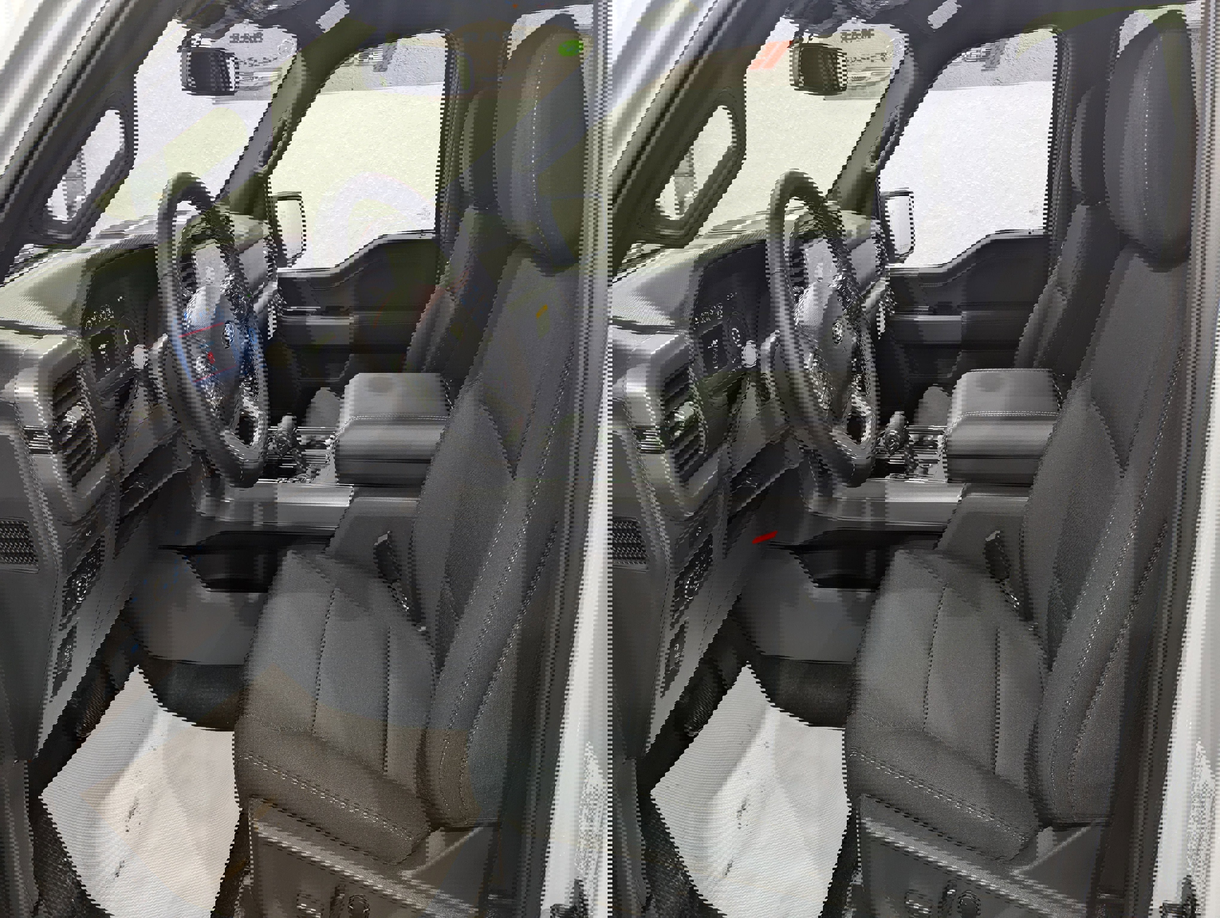New 2025 Ford F150 XLT image 16