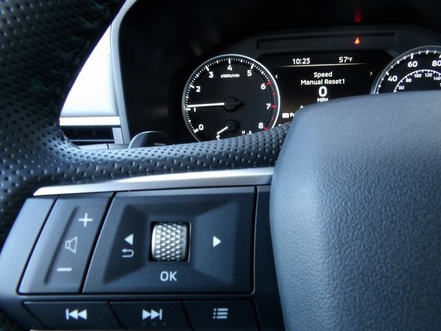 New 2025 Mitsubishi Outlander SE image 35