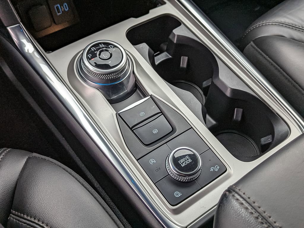 Used 2022 Ford Explorer Platinum w/ Equipment Group 601A image 33