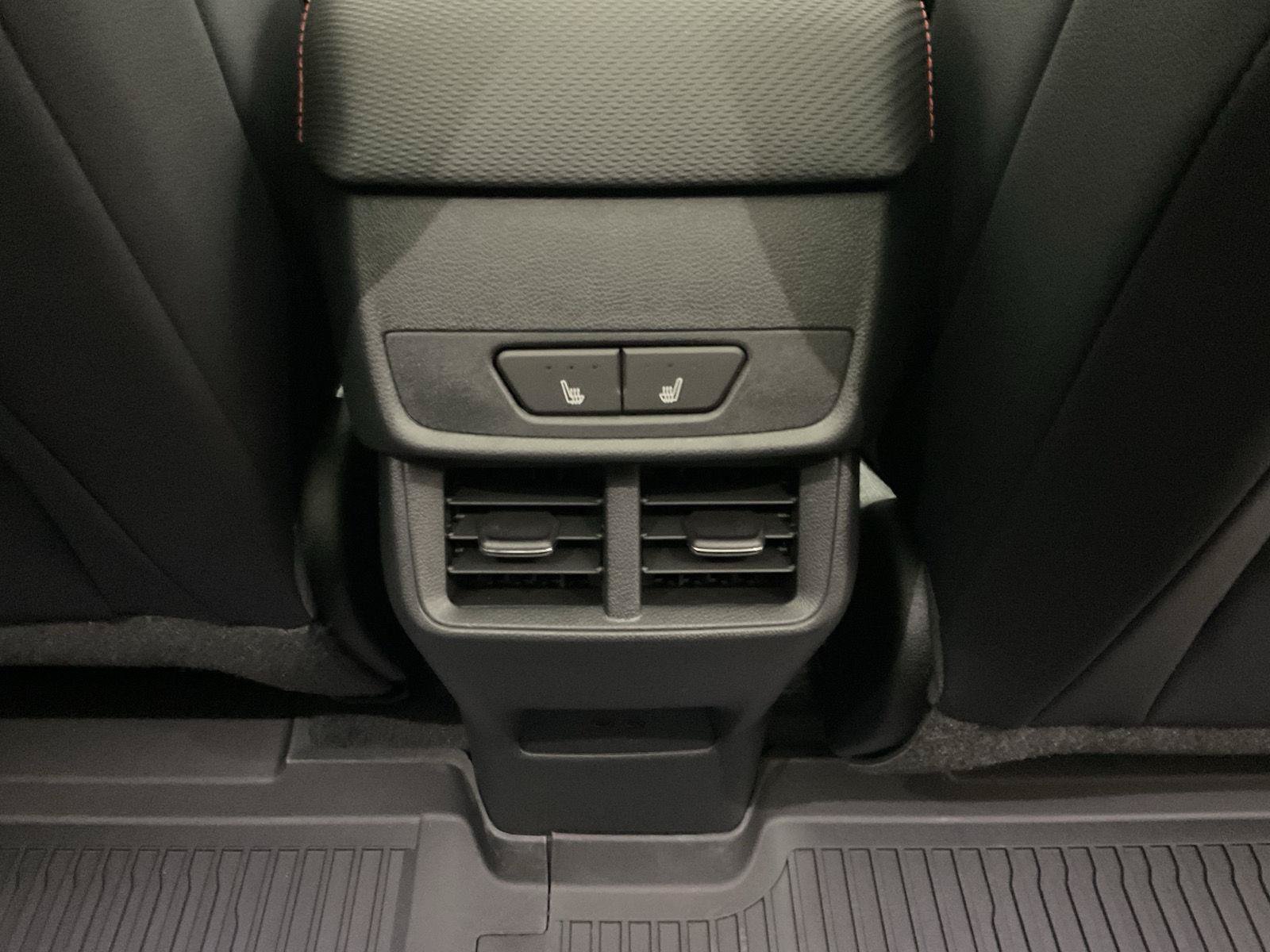 New 2027 Chevrolet Equinox RS w/ Safety and Technology Package FWD image 29