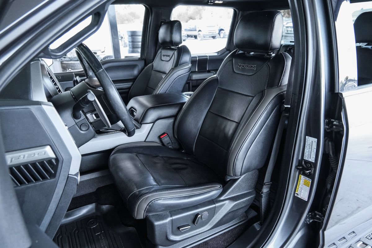 Used 2017 Ford F150 Raptor w/ Equipment Group 802A Luxury AWD/4WD image 40