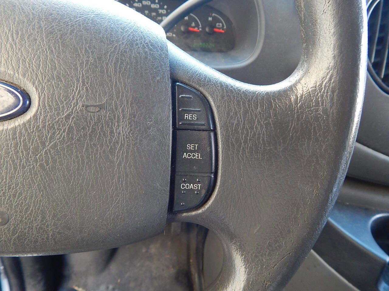 Used 2007 Ford E-250 and Econoline 250 RWD image 30