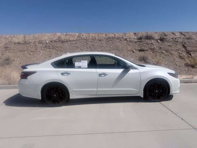 Used 2018 Nissan Altima 2.5 SR w/ SR Midnight Edition FWD image 4