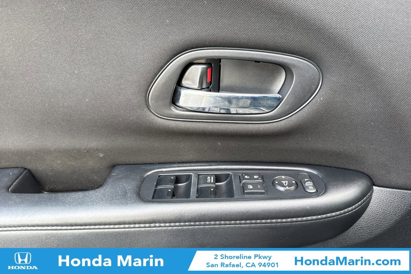 Used 2016 Honda HR-V LX image 12