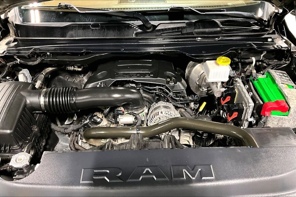 Used 2019 RAM 1500 Laramie image 12