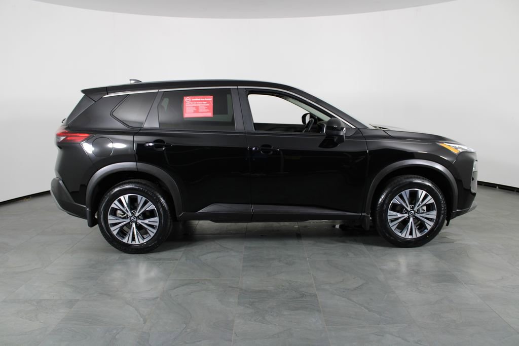 Certified 2023 Nissan Rogue SV image 15
