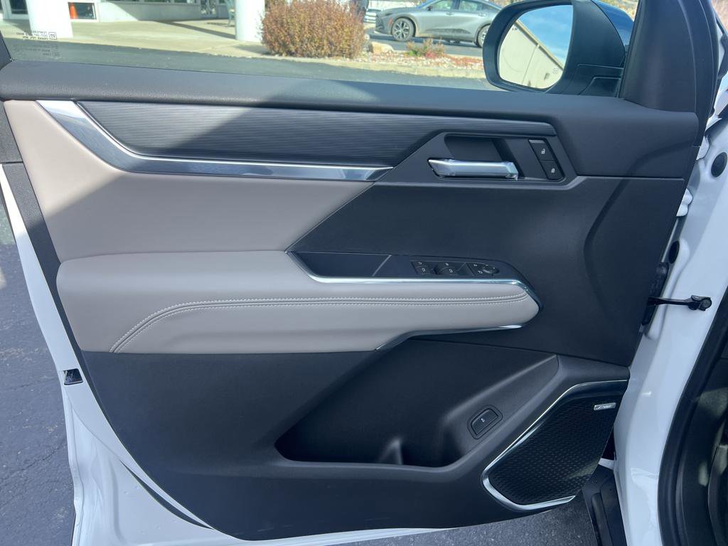 New 2026 GMC Acadia Elevation w/ LPO, Floor Liner Package image 19