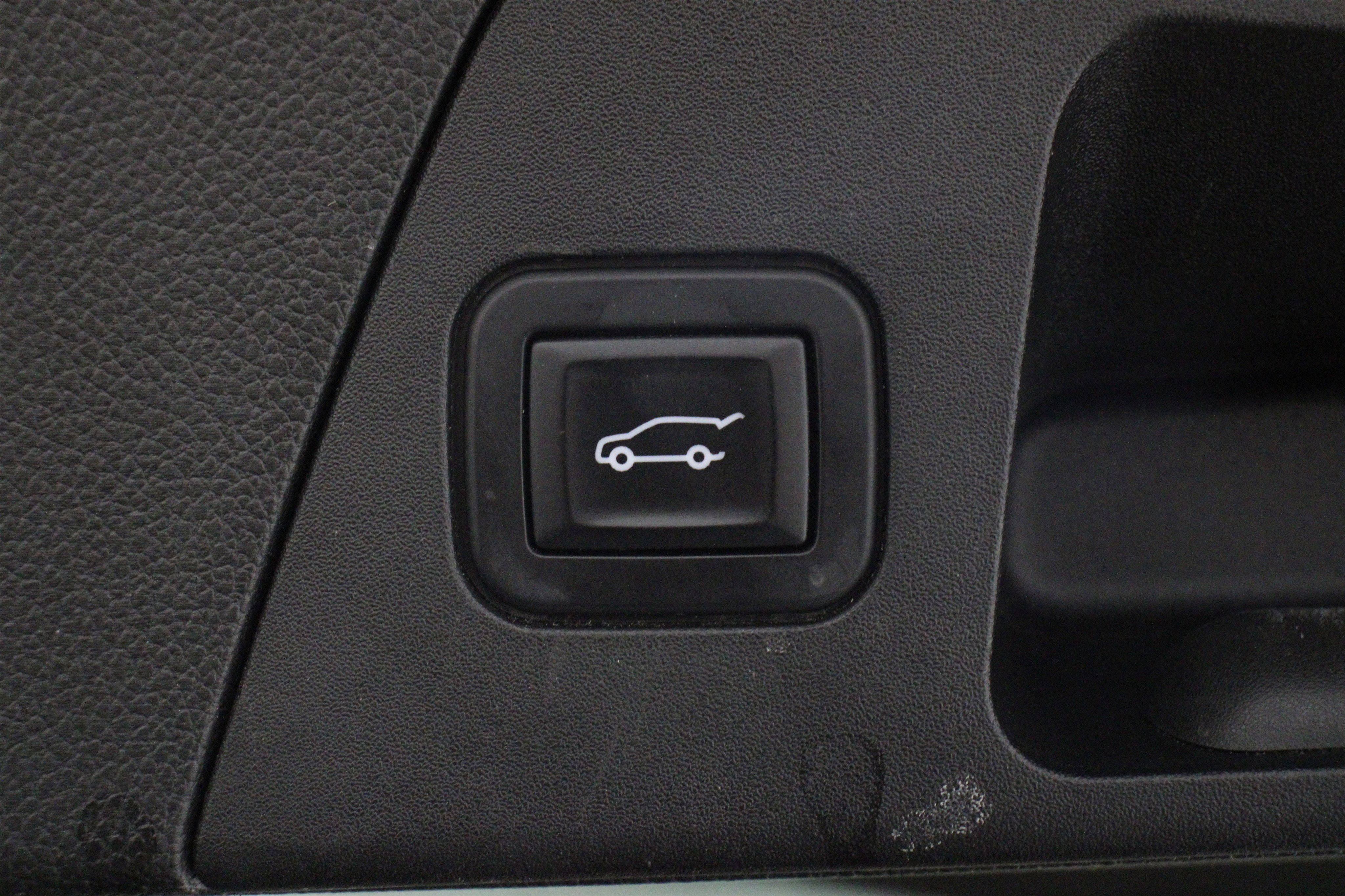 Used 2017 Buick Envision Essence image 23