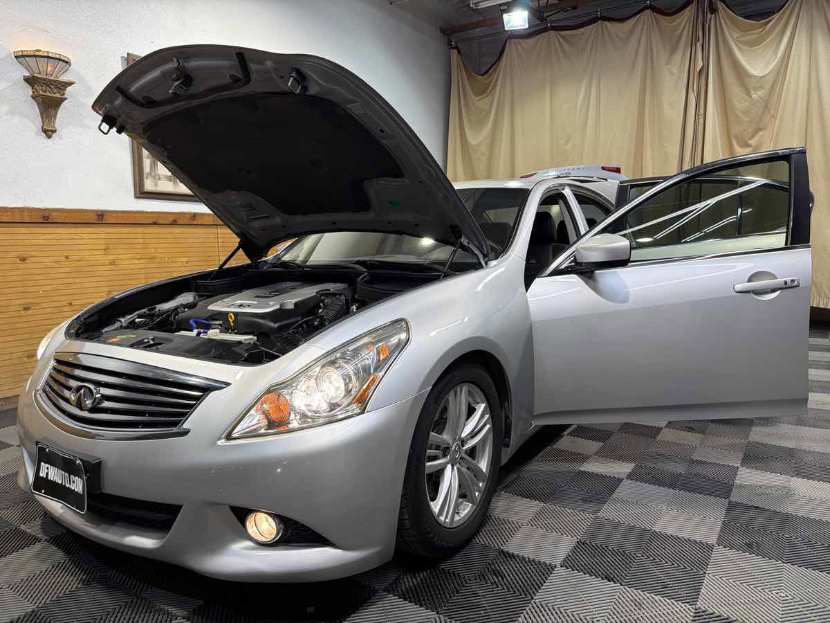 Used 2013 INFINITI G37 Journey w/ Premium Pkg RWD image 12