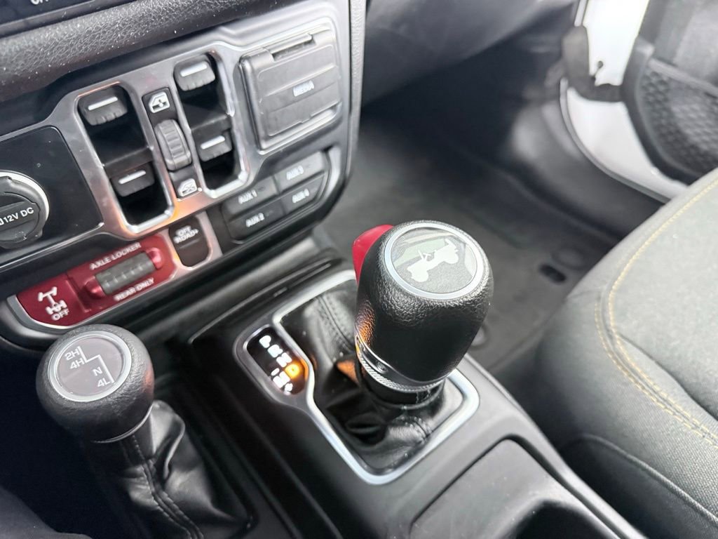 Used 2024 Jeep Wrangler Willys image 21