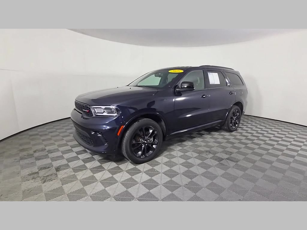 Used 2025 Dodge Durango GT w/ Blacktop Package AWD/4WD image 48