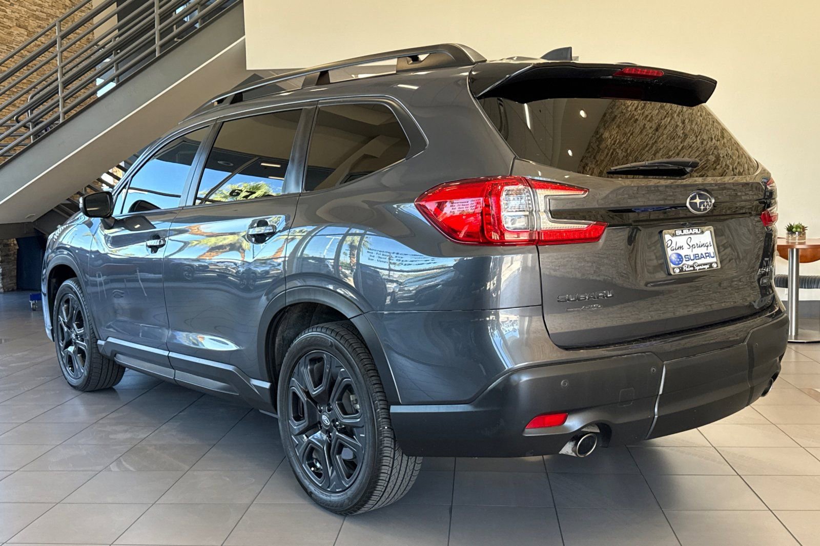 Used 2023 Subaru Ascent Onyx Edition image 3