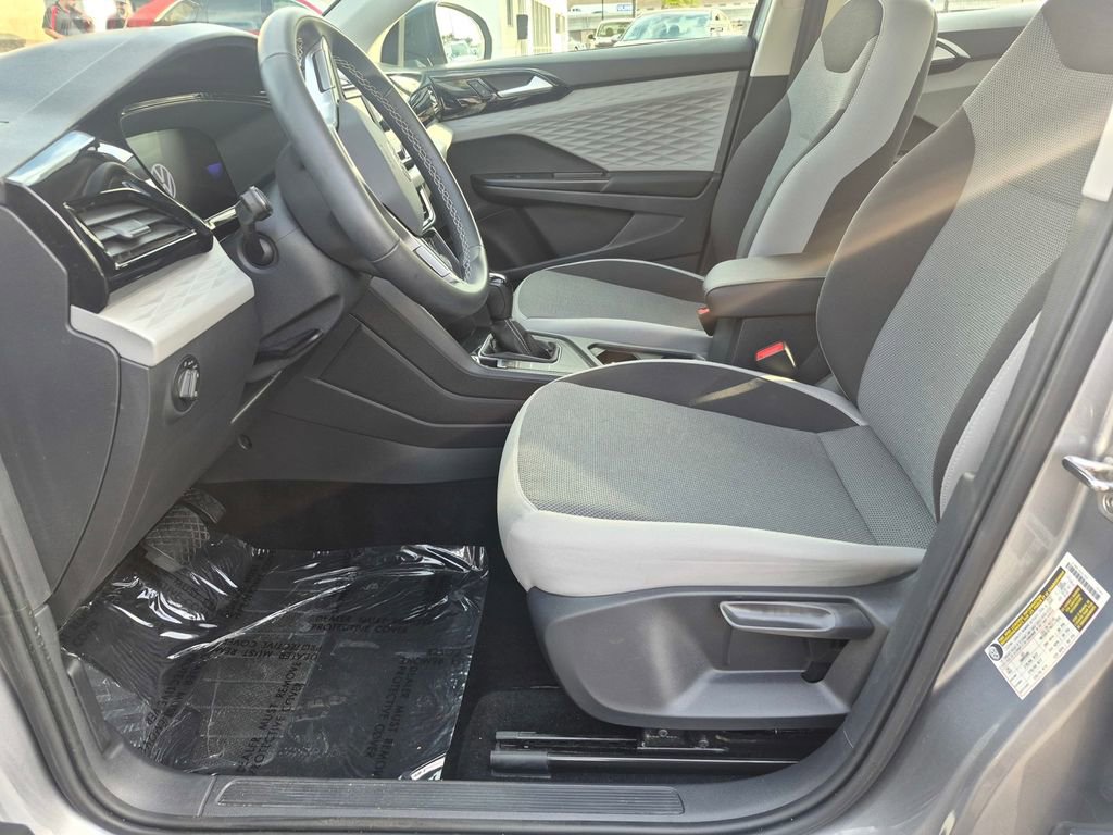 Certified 2023 Volkswagen Taos S FWD image 13