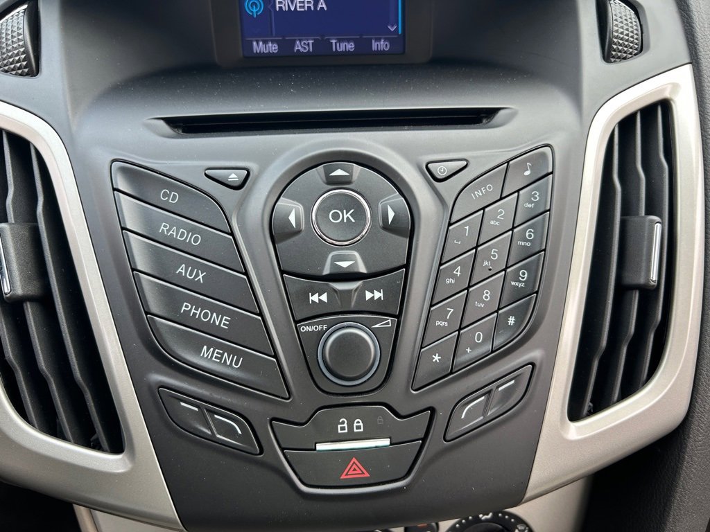 Used 2013 Ford Focus SE image 21