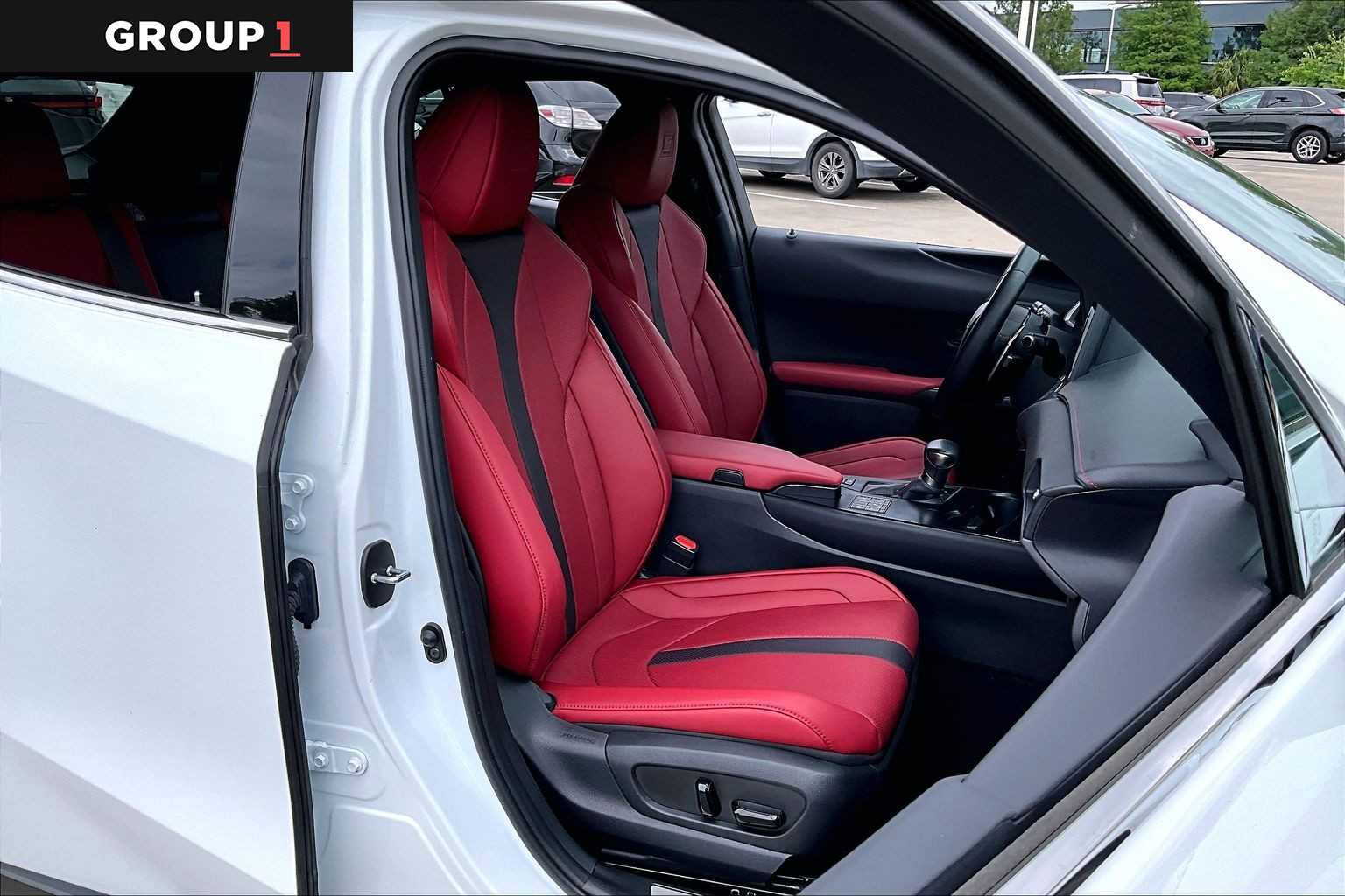 Certified 2024 Lexus UX 250h F Sport FWD image 8