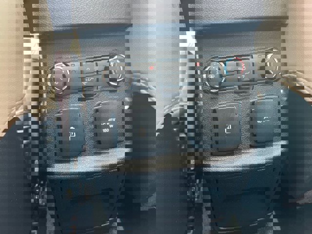 Used 2017 Ford Explorer Platinum image 24