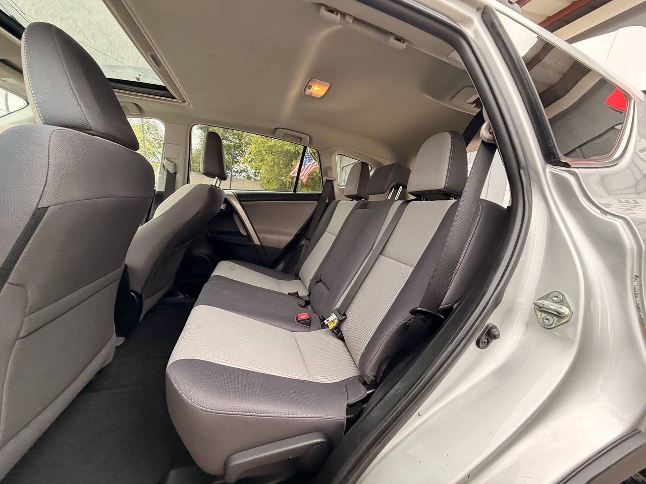 Used 2014 Toyota RAV4 XLE FWD image 17