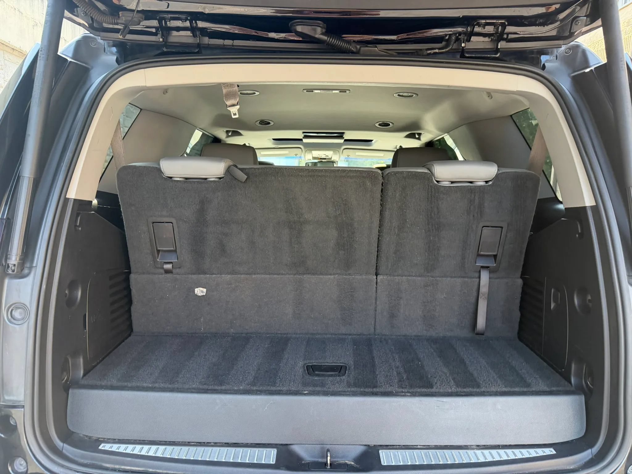 Used 2015 Chevrolet Tahoe LT RWD image 36