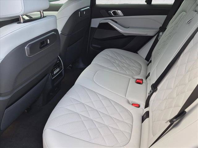 New 2026 BMW X5 xDrive40i w/ Climate Comfort Package AWD/4WD image 15