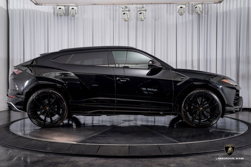 Used 2019 Lamborghini Urus image 15