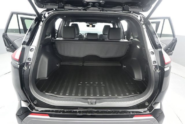 New 2026 Toyota RAV4 XSE AWD/4WD image 14