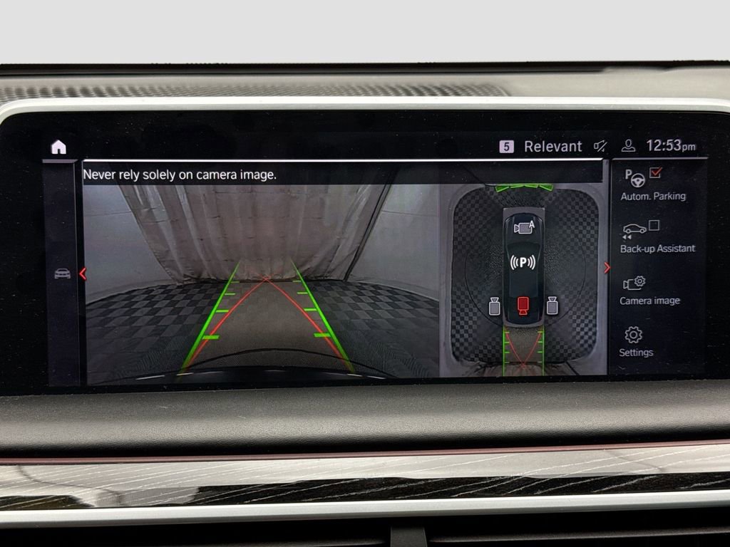 Used 2022 BMW 750i xDrive w/ Executive Package image 15