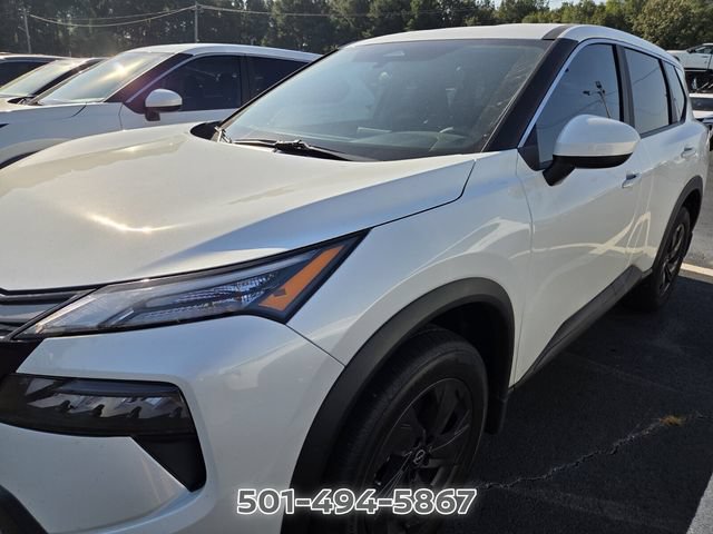 Certified 2026 Nissan Rogue SV w/ Cold Weather Package FWD image 9