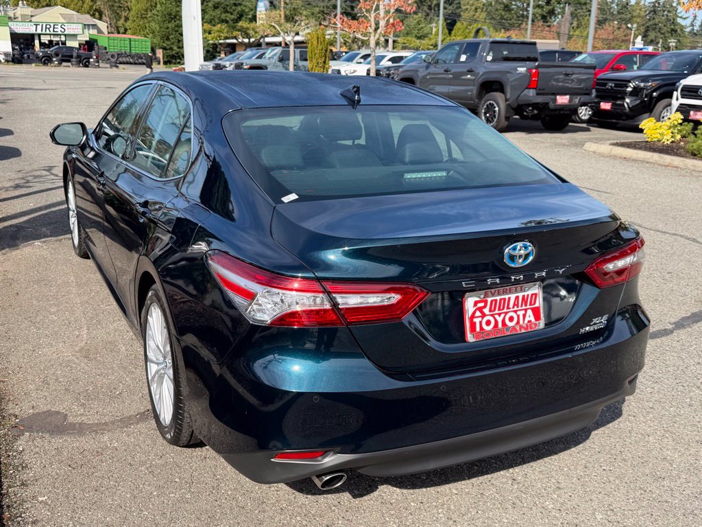 Used 2019 Toyota Camry XLE w/ Driver Assist Package FWD image 9
