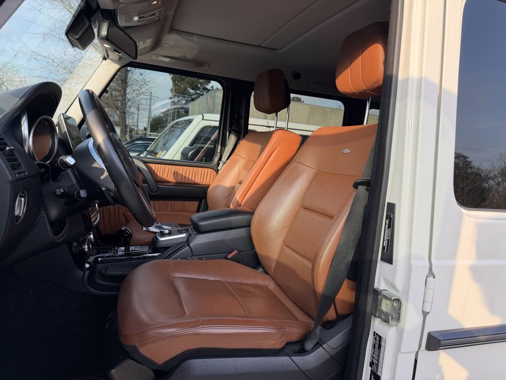 Used 2016 Mercedes-Benz G 550 image 4