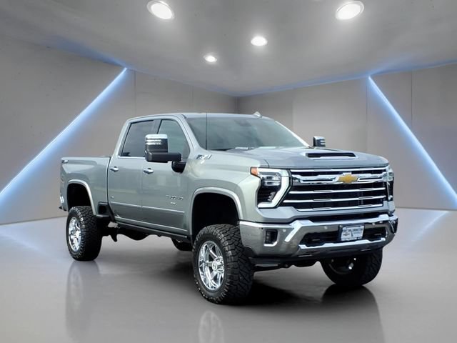 Used 2024 Chevrolet Silverado 2500 LTZ w/ LTZ Convenience Package AWD/4WD image 1