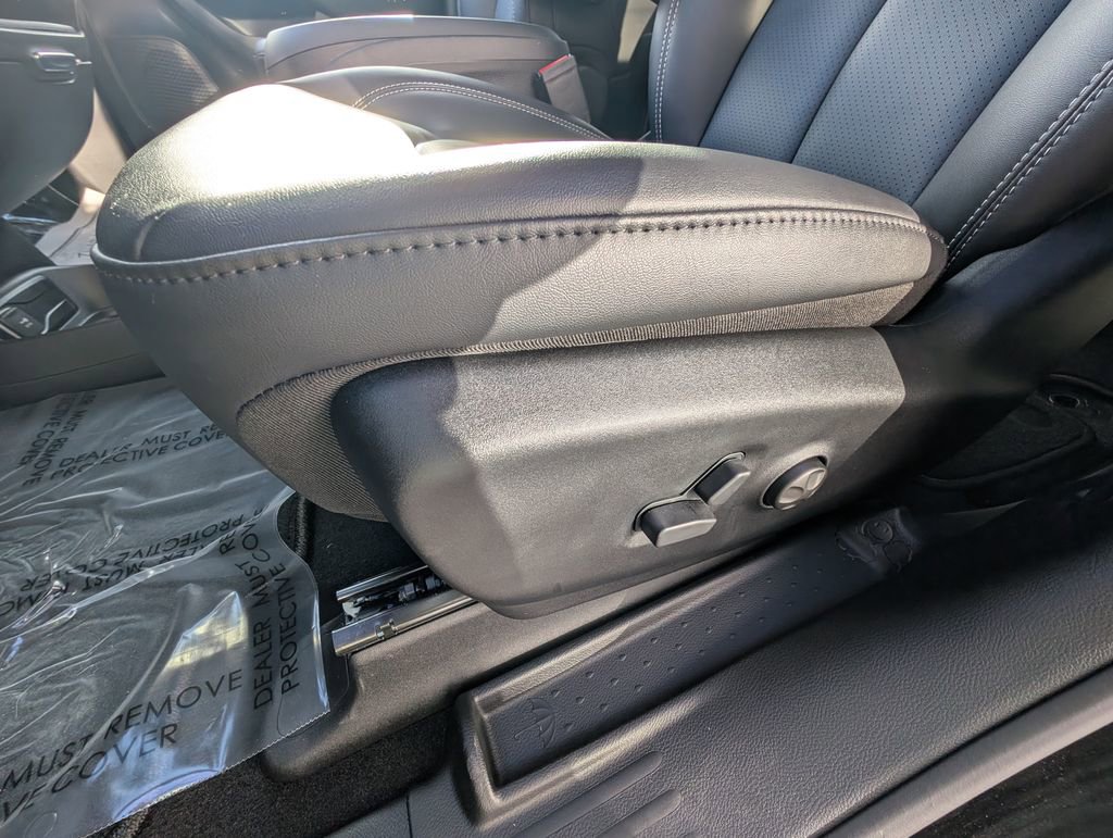 New 2026 Chrysler Pacifica Select w/ S Appearance Package FWD image 38