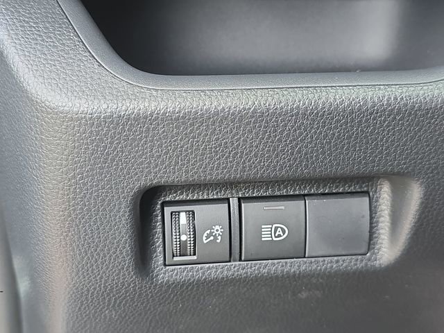 Used 2025 Toyota RAV4 LE image 25