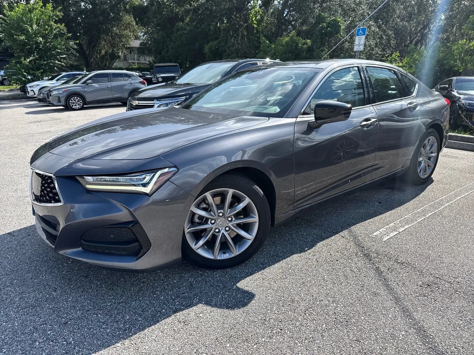 Used 2023 Acura TLX FWD image 3