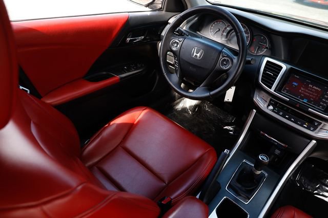 Used 2014 Honda Accord Sport image 25